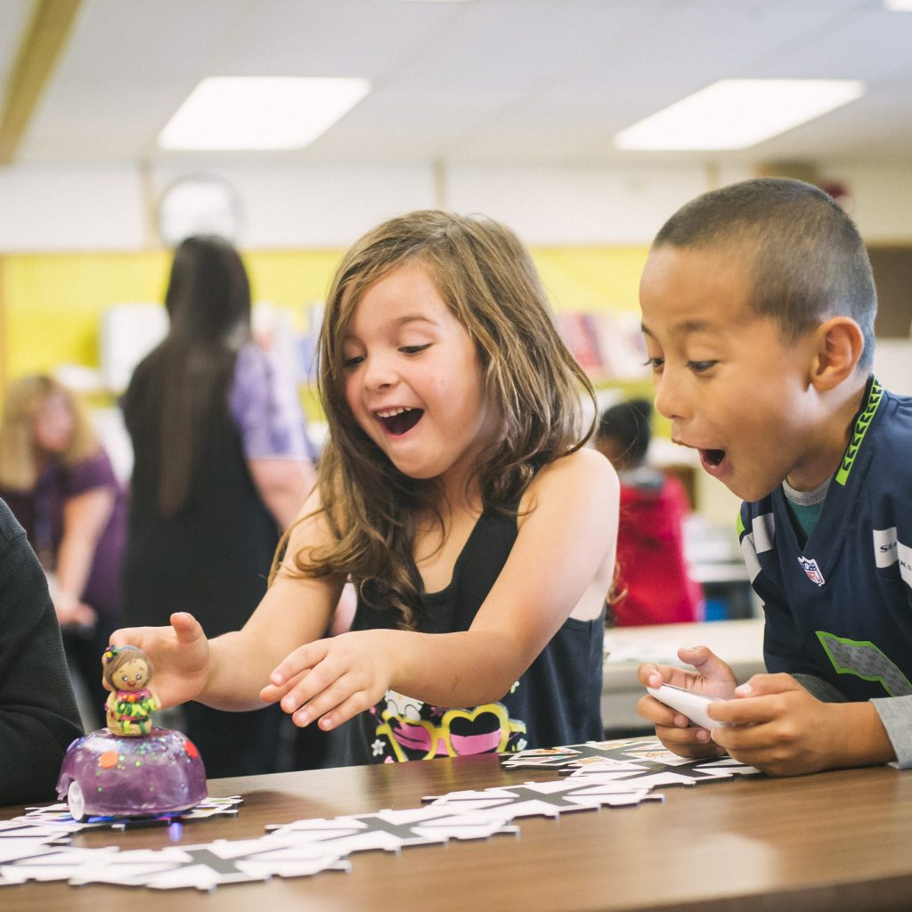 image of Tacoma Public Schools students playing a game